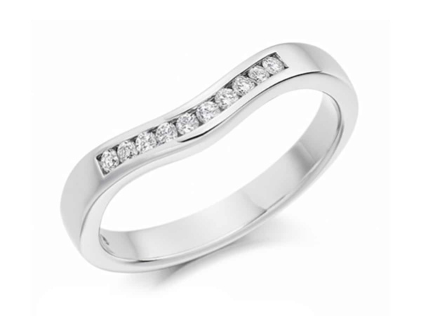 Brilliant Cut Diamond Shaped Wedding Ring